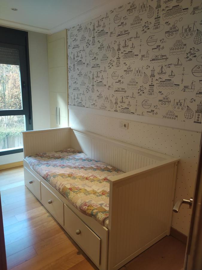 Apartamento en el centro con garaje directo. Bilbao Exterior foto