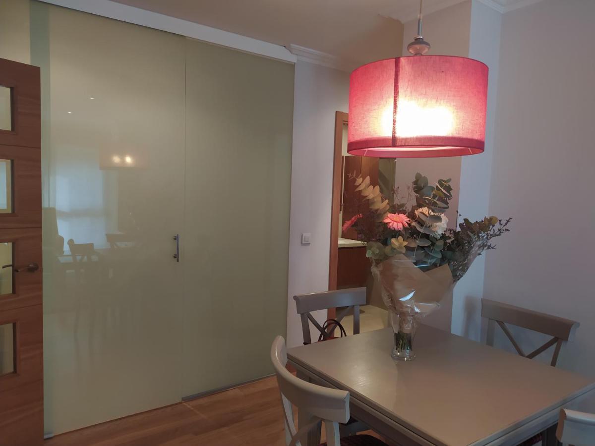 Apartamento en el centro con garaje directo. Bilbao Exterior foto