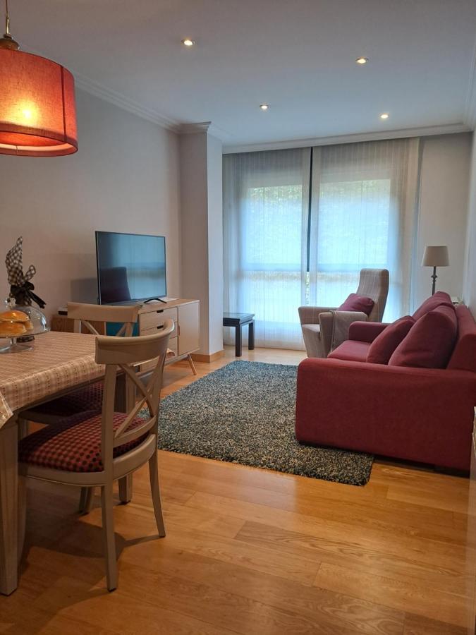 Apartamento en el centro con garaje directo. Bilbao Exterior foto